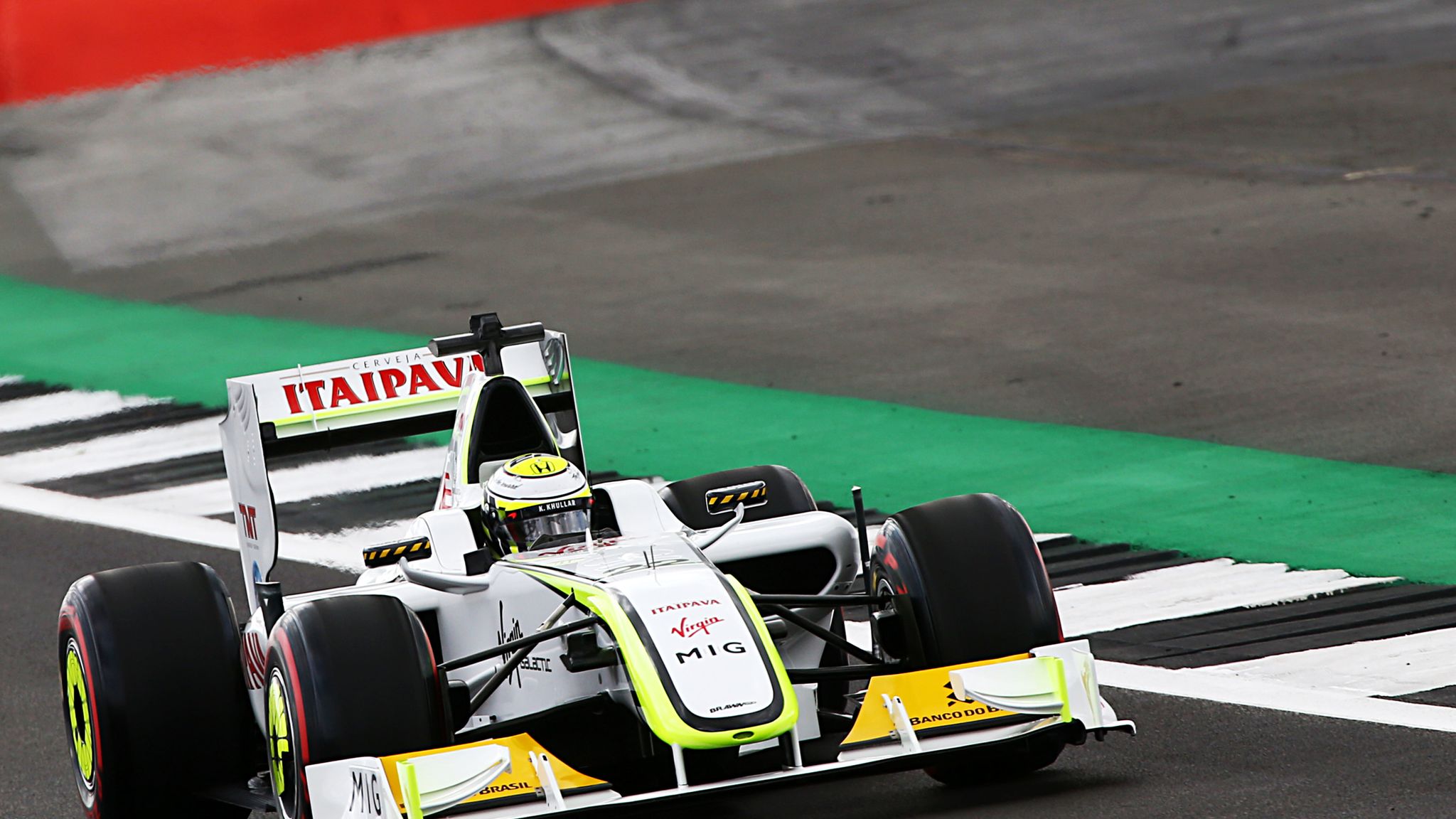 Jenson Button's 2009 Brawn GP Car: A Throwback