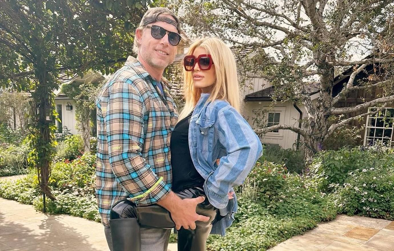 Jessica Simpson And Eric Johnson's Recent Outing Fuels Speculation Jessica Simpson And Eric Johnson's Recent Outing Fuels Speculation