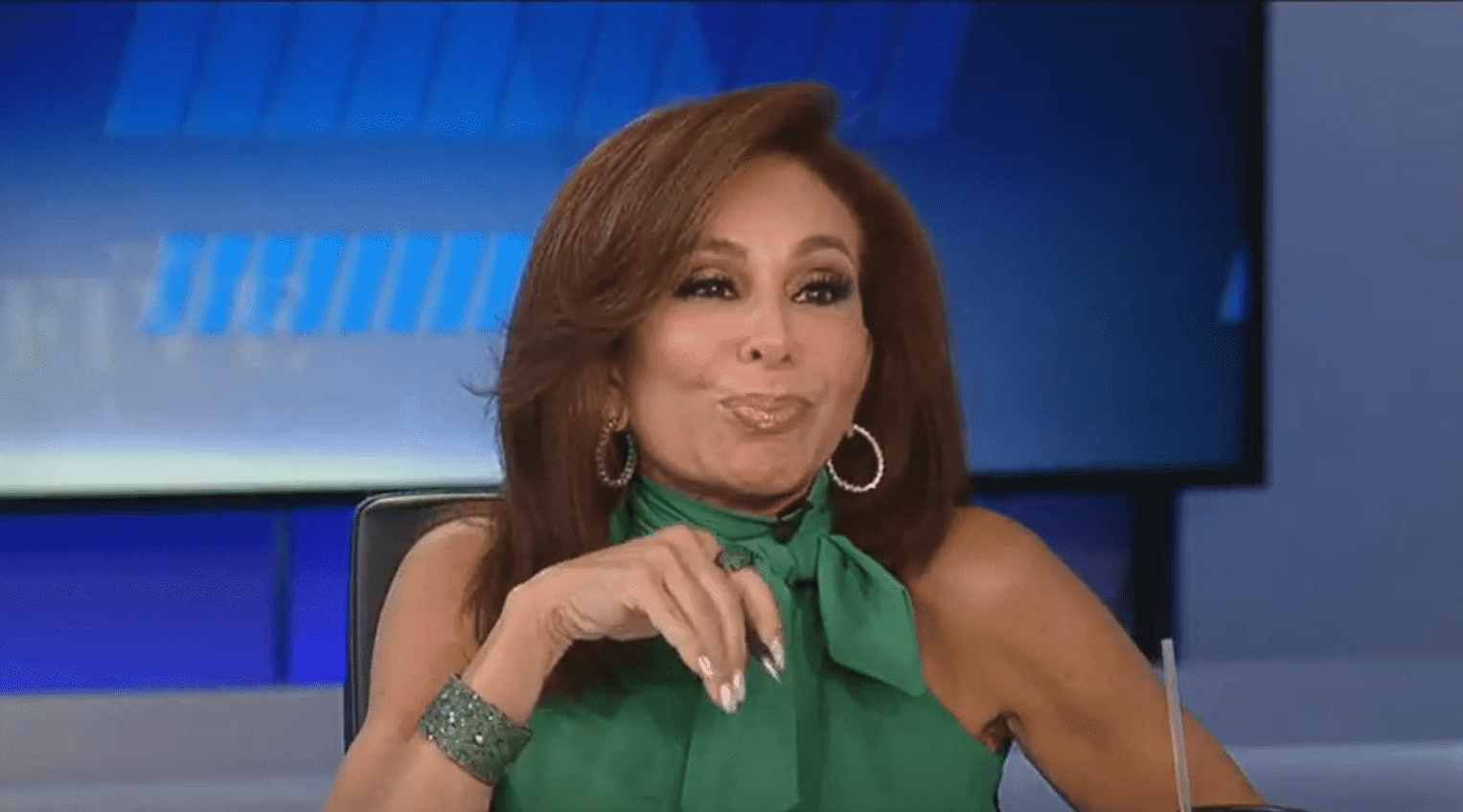 Jessica Tarlov Challenges Jeanine Pirro's Trade War Views On Canada Jessica Tarlov Challenges Jeanine Pirro's Trade War Views On Canada