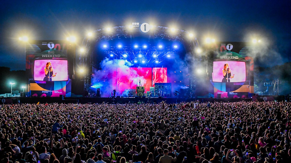 Jorja Smith, Biffy Clyro, Blossoms At BBC Radio 1 Big Weekend: Full Lineup Revealed Jorja Smith, Biffy Clyro, Blossoms At BBC Radio 1 Big Weekend: Full Lineup Revealed