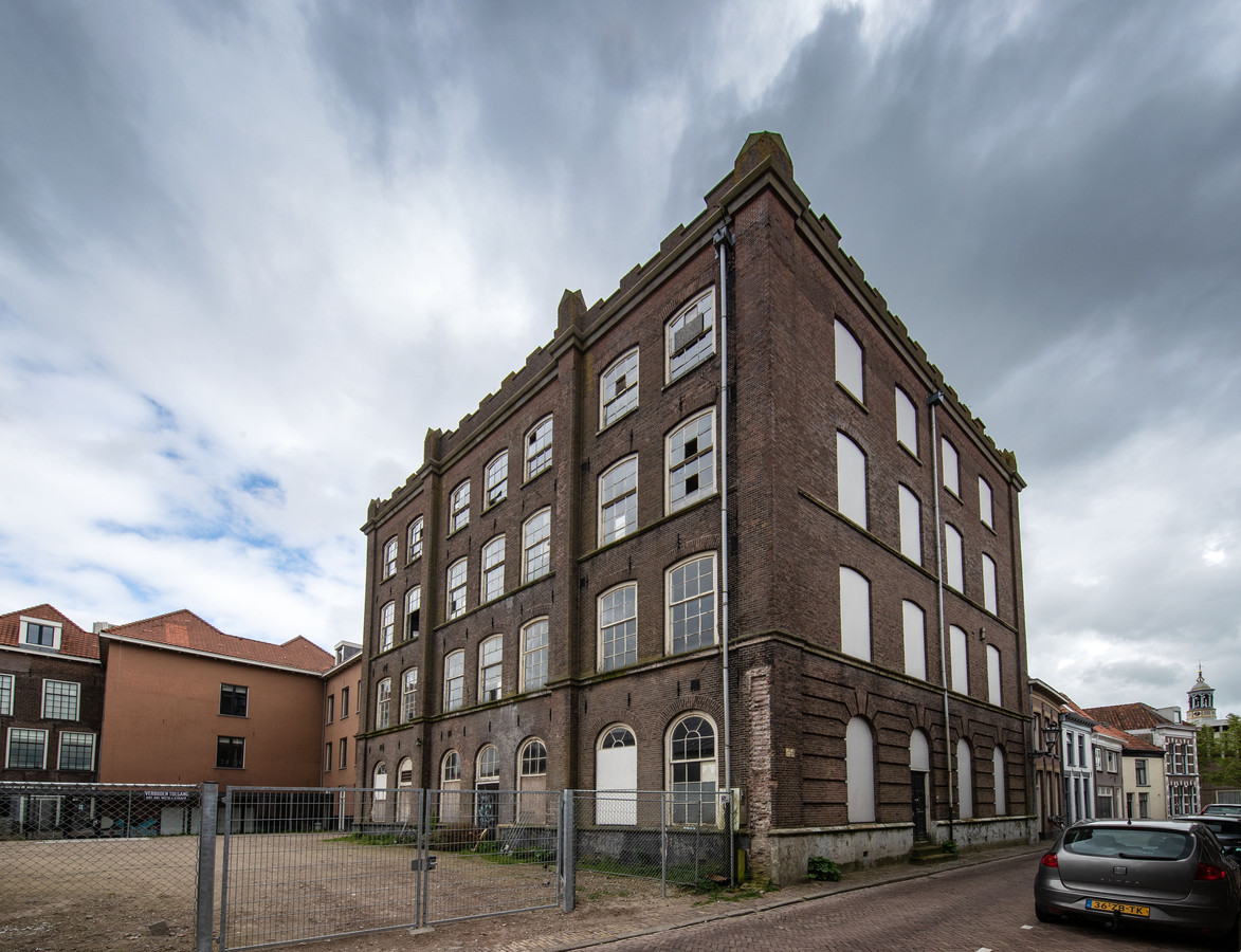 Kampen Start Kort Geding Tegen Stroomnet-aansluiting Nieuw Duurzaam Schoolgebouw Kampen Start Kort Geding Tegen Stroomnet-aansluiting Nieuw Duurzaam Schoolgebouw