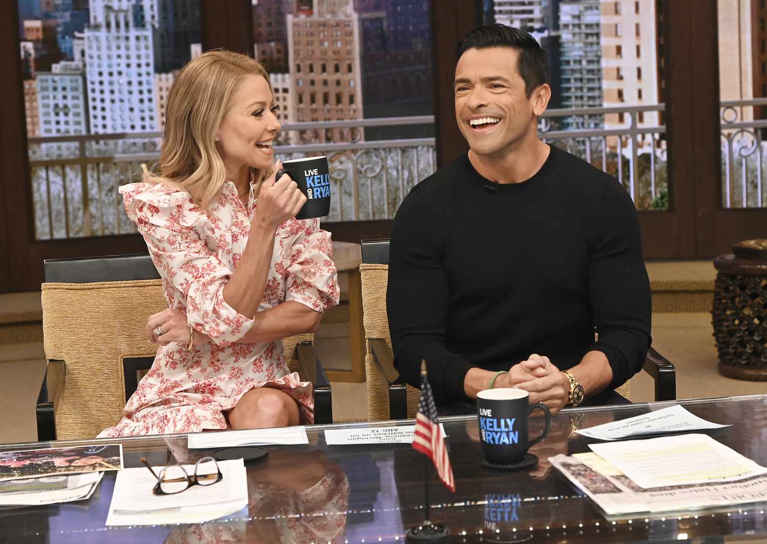 Kelly Ripa's Unexpected Absence From LIVE: How Mark Consuelos Handled It Kelly Ripa's Unexpected Absence From LIVE: How Mark Consuelos Handled It