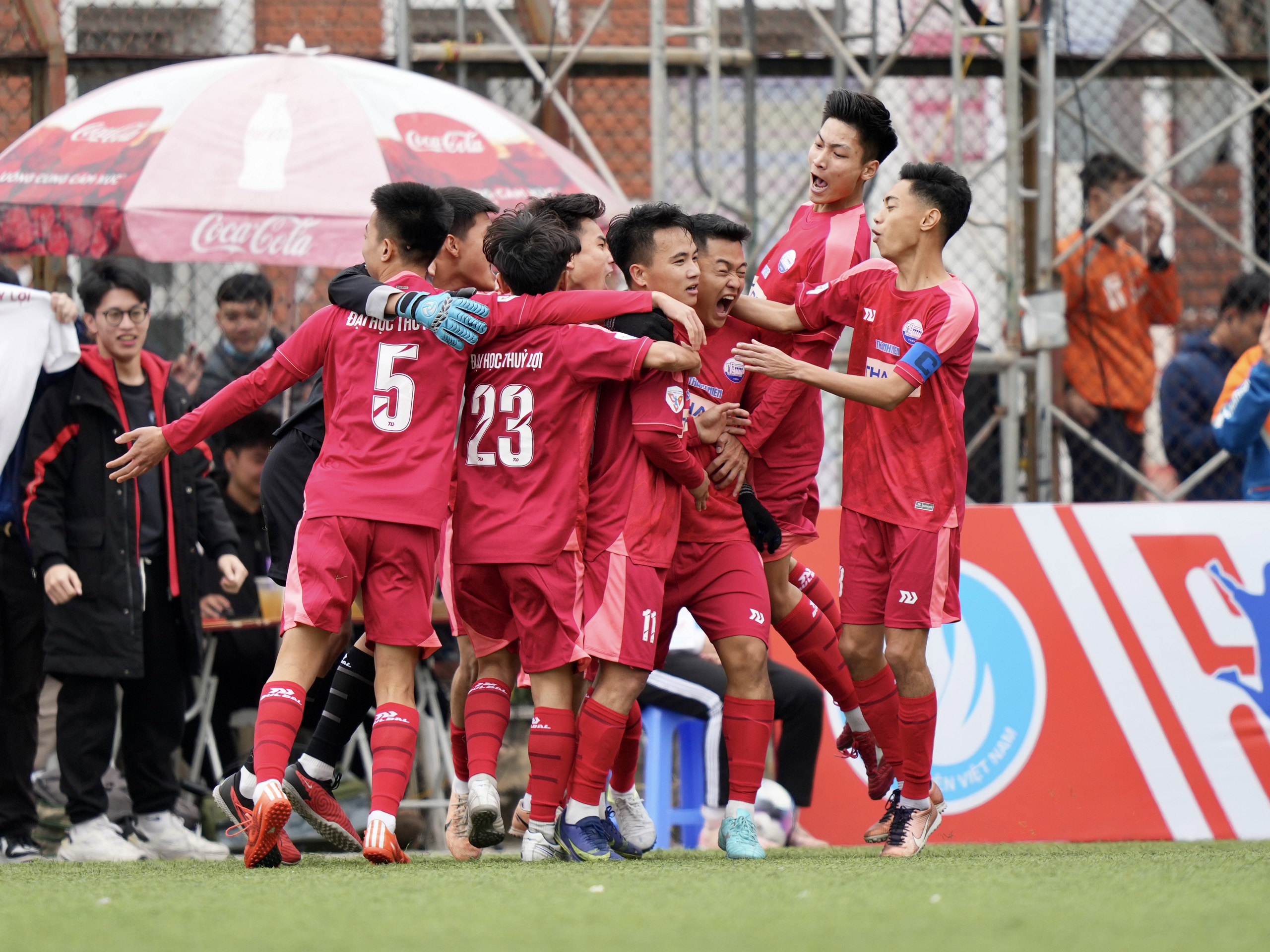 Kết Quả Và Lịch Thi Đấu Vòng Chung Kết TNSV THACO Cup 2025