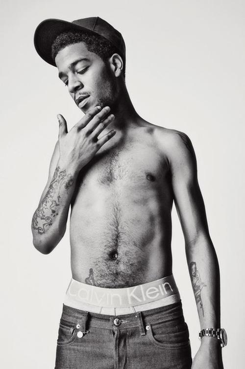 Kid Cudi Auction: High Prices For Jewelry And Sneakers Kid Cudi Auction: High Prices For Jewelry And Sneakers