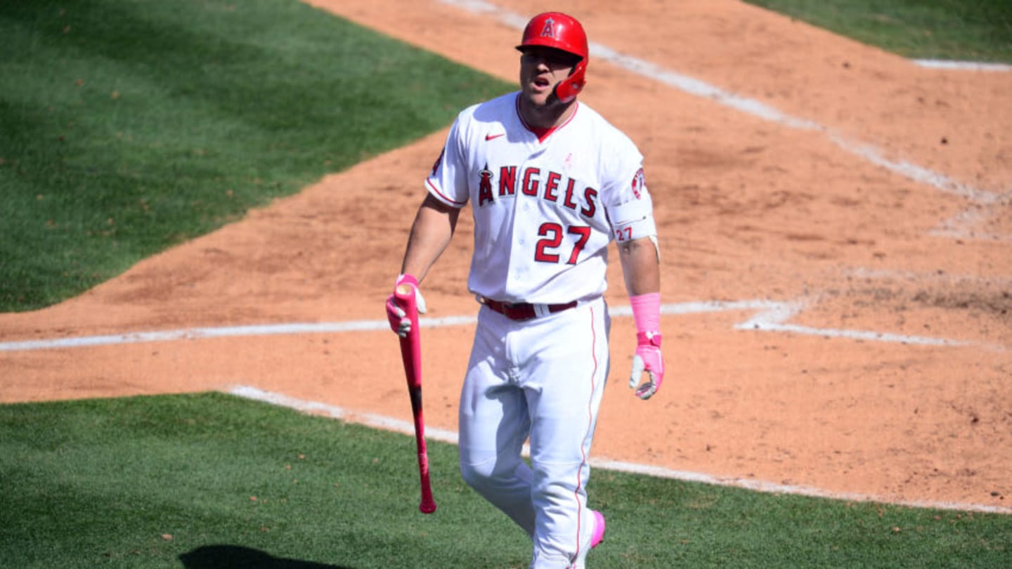 Knee Injury Forces Mike Trout Out; Angels Extend Losing Streak To Five Knee Injury Forces Mike Trout Out; Angels Extend Losing Streak To Five