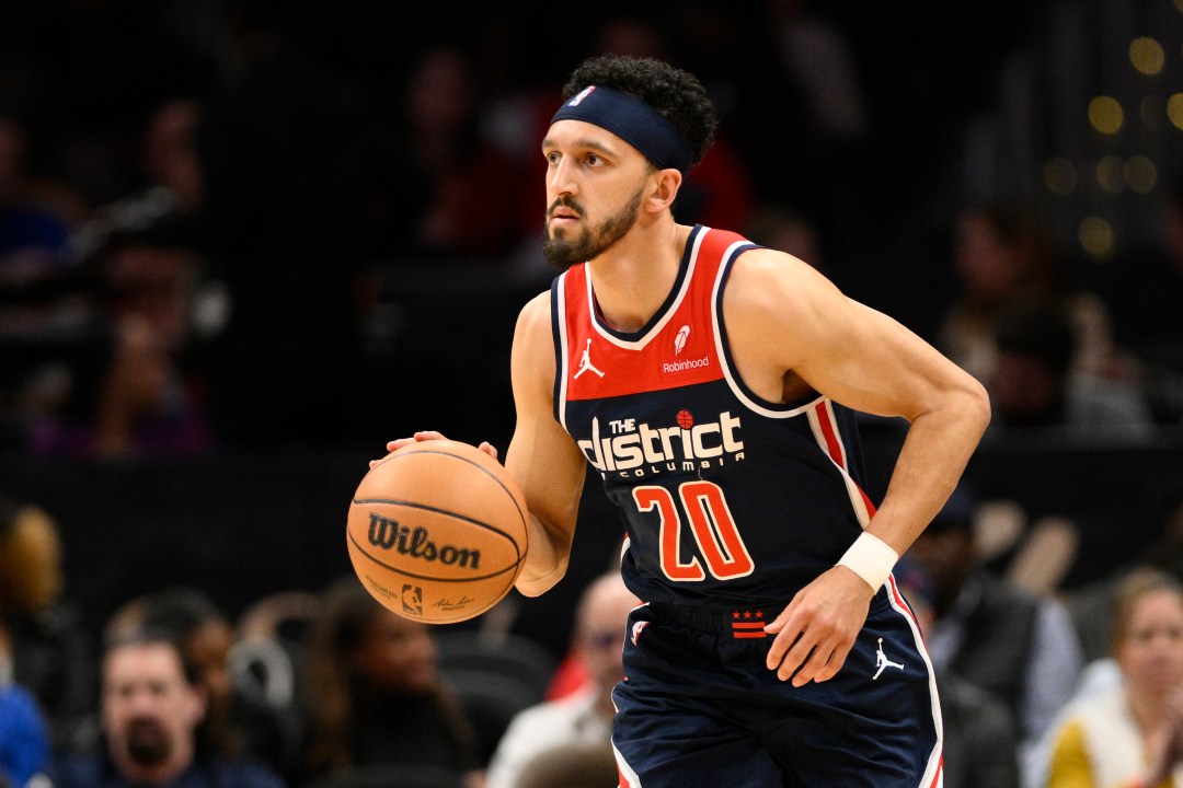 Knicks' Roster Crunch: The Landry Shamet Factor Knicks' Roster Crunch: The Landry Shamet Factor
