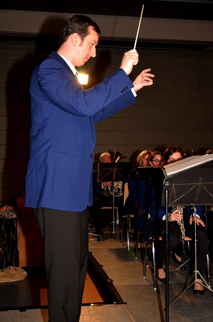 Konzertankündigung: Frühjahrskonzert Des Musikvereins Viehdorf Konzertankündigung: Frühjahrskonzert Des Musikvereins Viehdorf