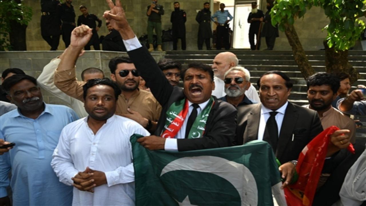کراچی پولیس سربراہ کا ارمغان کیس میں نااہلی کا اعتراف کراچی پولیس سربراہ کا ارمغان کیس میں نااہلی کا اعتراف