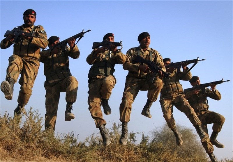 کشمیر: عید پر بھارتی فوج کی کارروائی، ایک اور نوجوان شہید کشمیر: عید پر بھارتی فوج کی کارروائی، ایک اور نوجوان شہید
