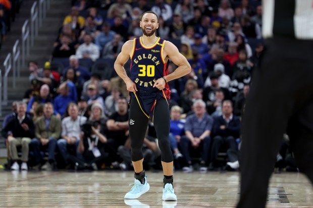 Kuminga's Return Fuels Warriors' Victory: Curry, Kerr Reach Milestones Against Kings Kuminga's Return Fuels Warriors' Victory: Curry, Kerr Reach Milestones Against Kings