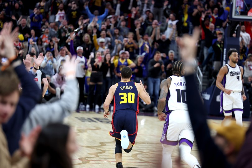 Kuminga's Return Fuels Warriors' Victory: Curry, Kerr Reach Milestones Kuminga's Return Fuels Warriors' Victory: Curry, Kerr Reach Milestones