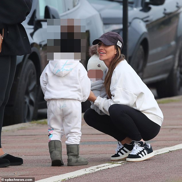 Kyle Walker's Night Out: Annie Kilner Spotted Running Errands Kyle Walker's Night Out: Annie Kilner Spotted Running Errands