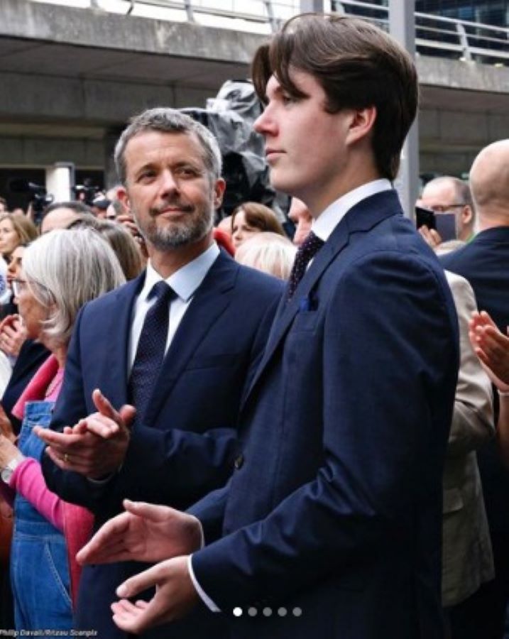 La Primera Comunión De Los Hijos Del Príncipe Alberto: Un Día Especial La Primera Comunión De Los Hijos Del Príncipe Alberto: Un Día Especial
