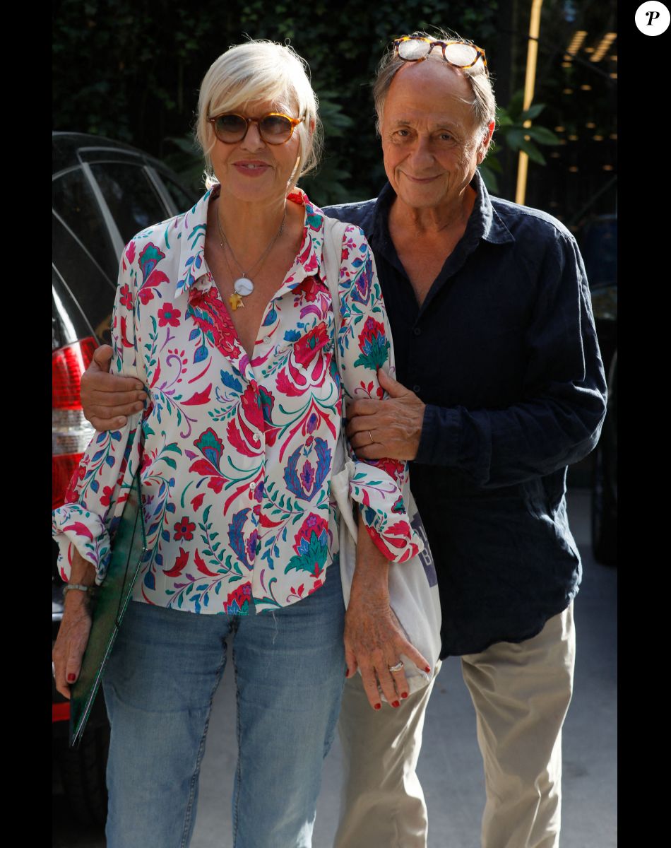 La Vie De Chantal Ladesou En Dehors De Paris: Famille Et Tranquillité La Vie De Chantal Ladesou En Dehors De Paris: Famille Et Tranquillité