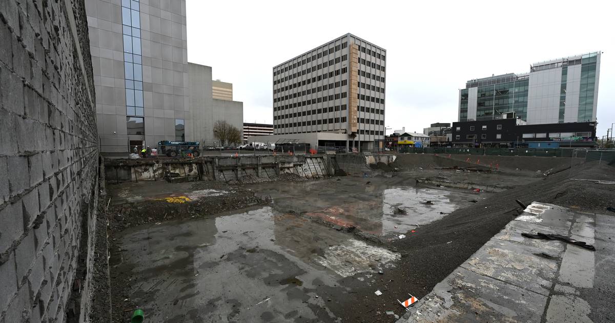 Large-Scale Anti-Trump Demonstration Rocks Anchorage Again Large-Scale Anti-Trump Demonstration Rocks Anchorage Again
