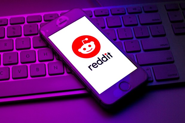 Large-Scale Reddit Outage Impacts Thousands Globally Large-Scale Reddit Outage Impacts Thousands Globally