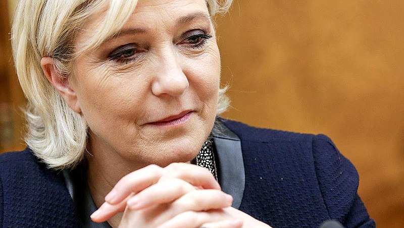 Le Pen Denounces Embezzlement Conviction As Witch Hunt At Paris Rally Le Pen Denounces Embezzlement Conviction As Witch Hunt At Paris Rally