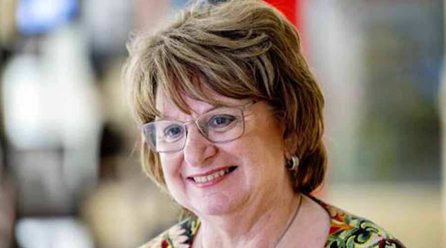 Leeflang-zaak: Bruins Verplicht Tot Overleg Met NPO-toezichthouder Leeflang-zaak: Bruins Verplicht Tot Overleg Met NPO-toezichthouder