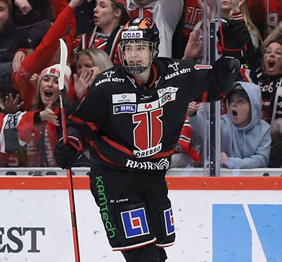 Leo Carlsson's Two-Goal Performance Overshadowed By Stars' Overtime Victory