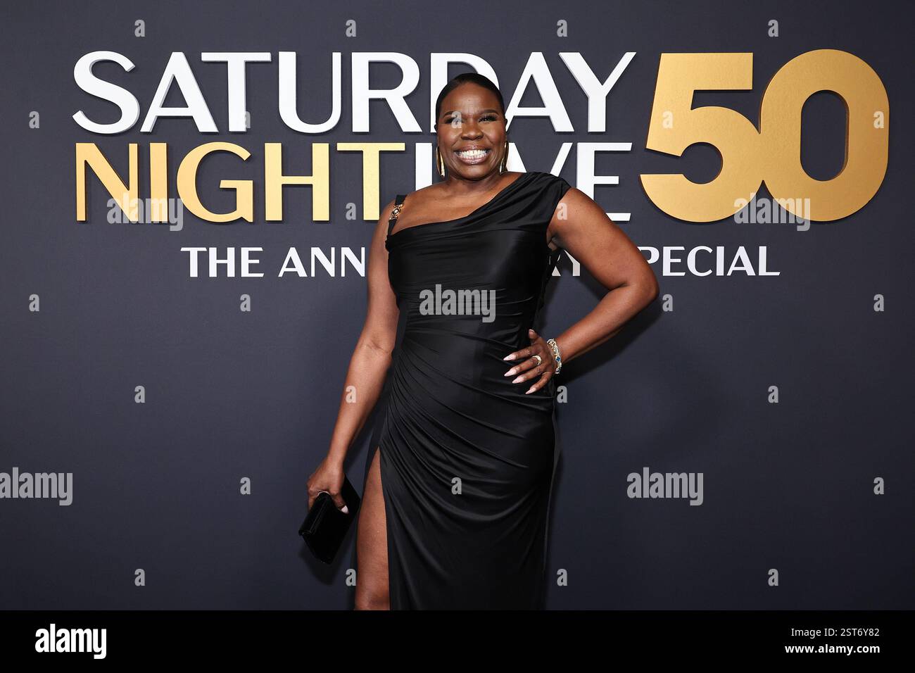 Leslie Jones, SNL Alumna, Signs New Deal With OPE Partners Leslie Jones, SNL Alumna, Signs New Deal With OPE Partners