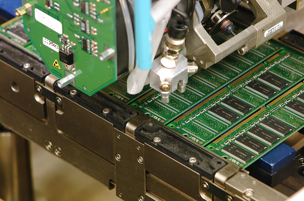 Leveraged Semiconductor ETFs: A Pre-Surge Sell-Off Explained Leveraged Semiconductor ETFs: A Pre-Surge Sell-Off Explained