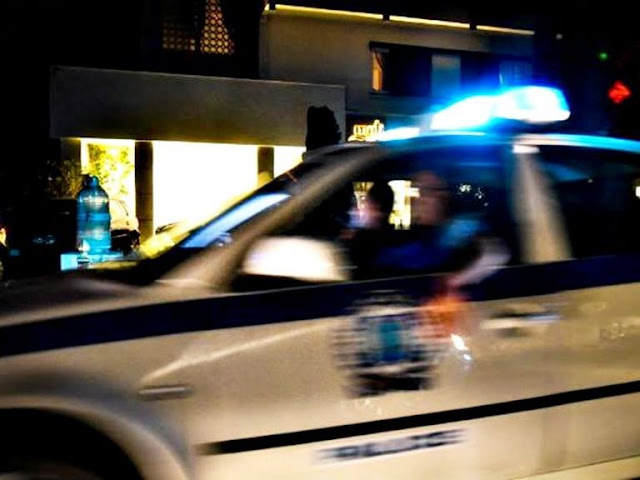 Ληστεία Σε Ζαχαροπλαστείο Νέας Σμύρνης: Βίντεο-Ντοκουμέντο Ληστεία Σε Ζαχαροπλαστείο Νέας Σμύρνης: Βίντεο-Ντοκουμέντο