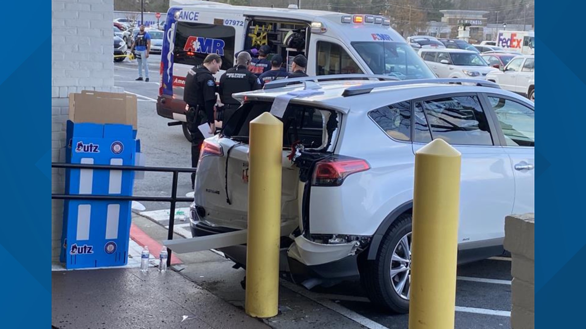 LIVE: Pedestrian Hit By Vehicle On Princess Road – Emergency Services Respond LIVE: Pedestrian Hit By Vehicle On Princess Road – Emergency Services Respond