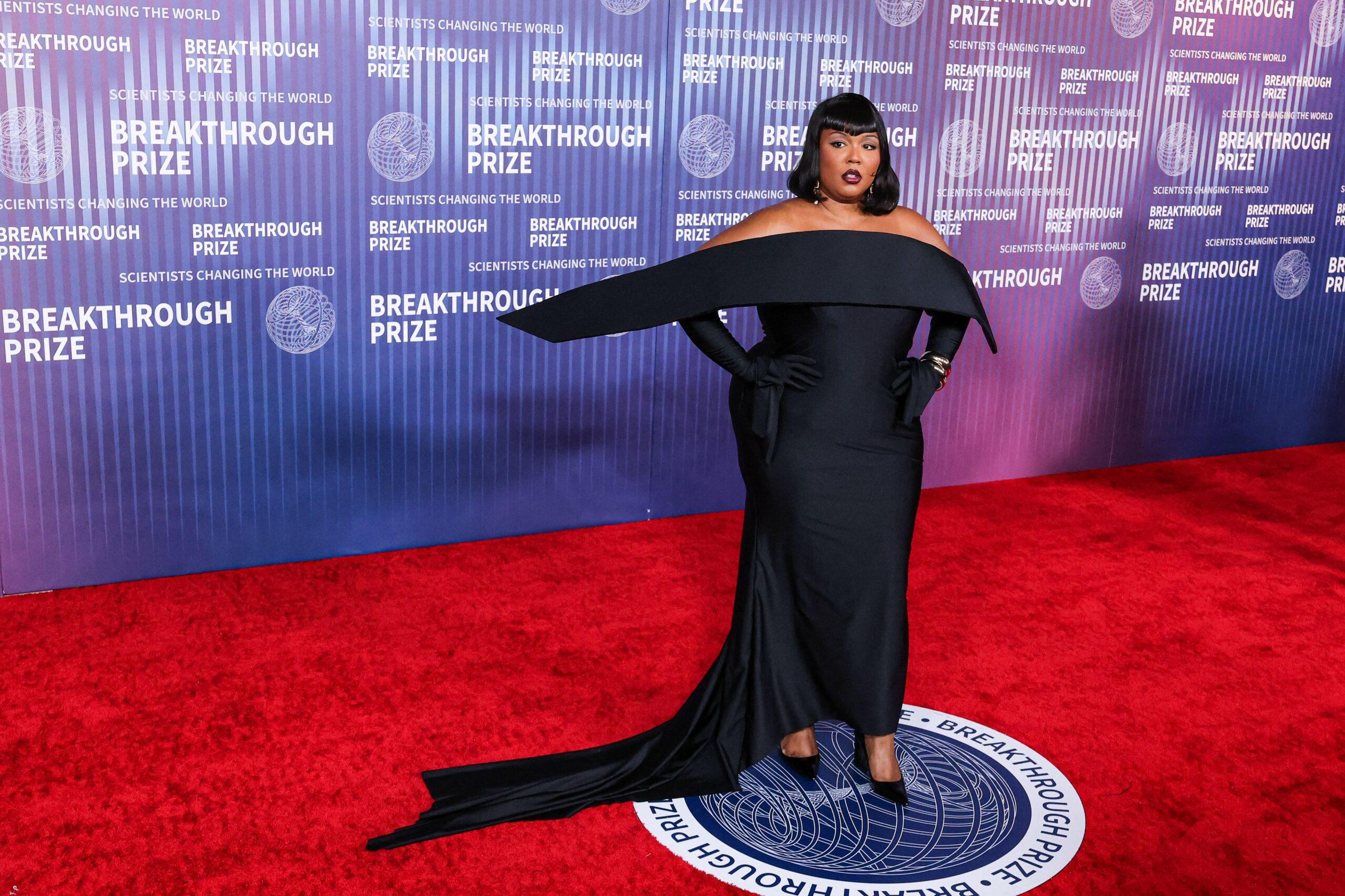 Lizzo's Weight Loss Journey: Celebrating Her Success And Health Lizzo's Weight Loss Journey: Celebrating Her Success And Health