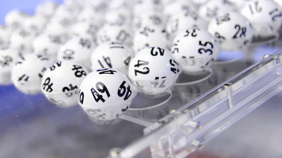 Lotto 6aus49 Vom 19. April 2025: Lottozahlen Und Gewinnzahlen Lotto 6aus49 Vom 19. April 2025: Lottozahlen Und Gewinnzahlen