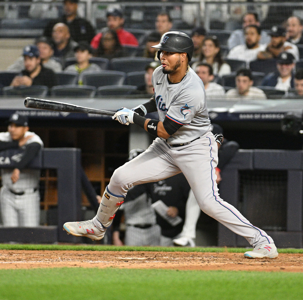 Luis Arraez: Padres' Infielder On Concussion Protocol Following Scary Collision Luis Arraez: Padres' Infielder On Concussion Protocol Following Scary Collision