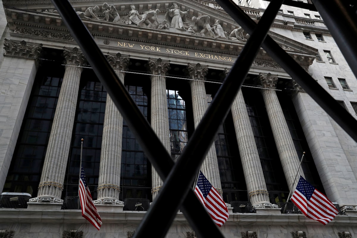 Major US Money Managers Face Pressure From $65 Billion Dutch Investment