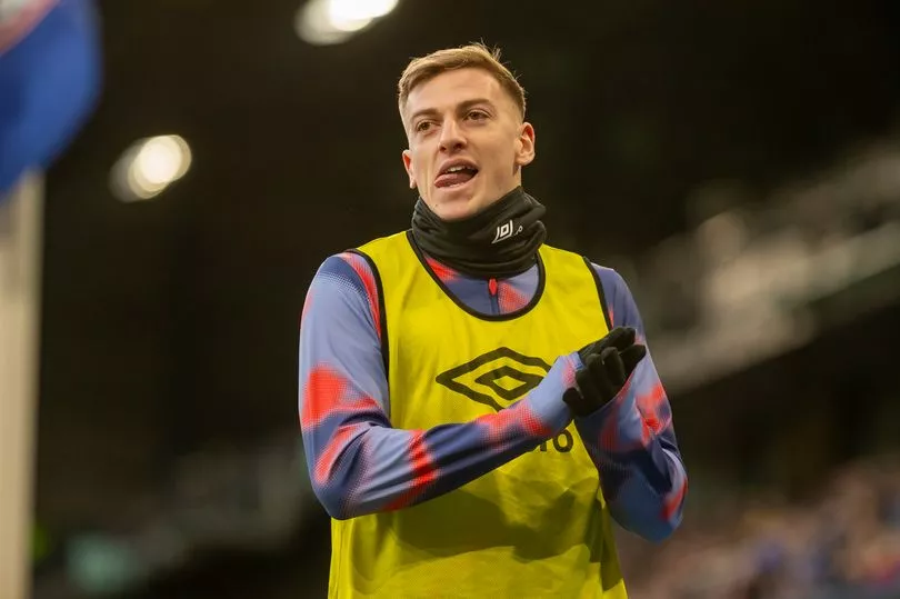 Manchester United's Garnacho: A Transfer Decision Looms Manchester United's Garnacho: A Transfer Decision Looms