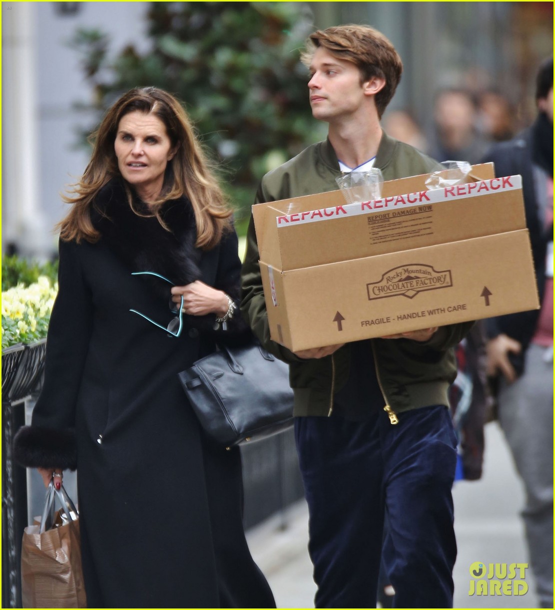 Maria Shriver's Comments On Patrick Schwarzenegger And His White Lotus Character Maria Shriver's Comments On Patrick Schwarzenegger And His White Lotus Character