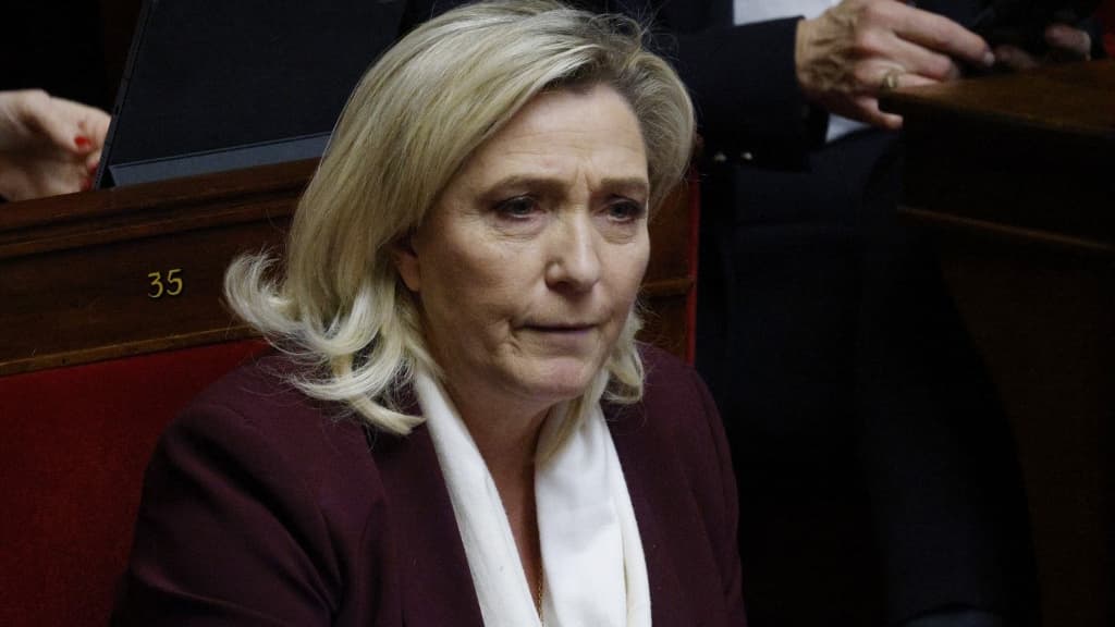 Marine Le Pen Et La Justice: Un Jour Décisif Marine Le Pen Et La Justice: Un Jour Décisif