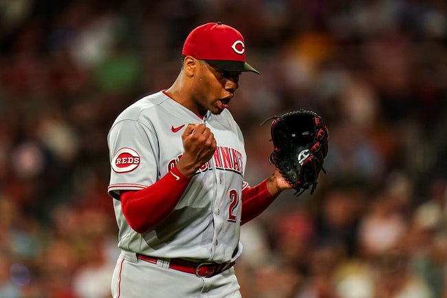 Mariners Vs Reds: MLB Game Prediction, Picks, And Betting Odds Mariners Vs Reds: MLB Game Prediction, Picks, And Betting Odds