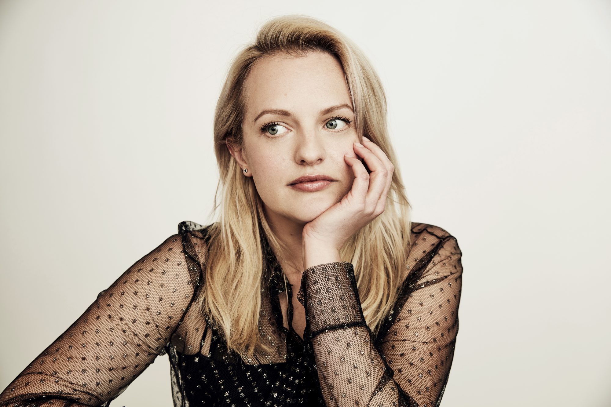 Mia Wasikowska Cast In Taika Waititi's Next Family Movie Mia Wasikowska Cast In Taika Waititi's Next Family Movie