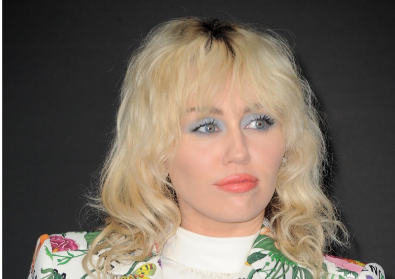 Miley Cyrus And Her Father's Narcissism: A Public Struggle Miley Cyrus And Her Father's Narcissism: A Public Struggle