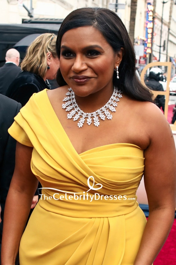 Mindy Kaling's Peplum Dress Steals The Show At Hollywood Star Ceremony Mindy Kaling's Peplum Dress Steals The Show At Hollywood Star Ceremony