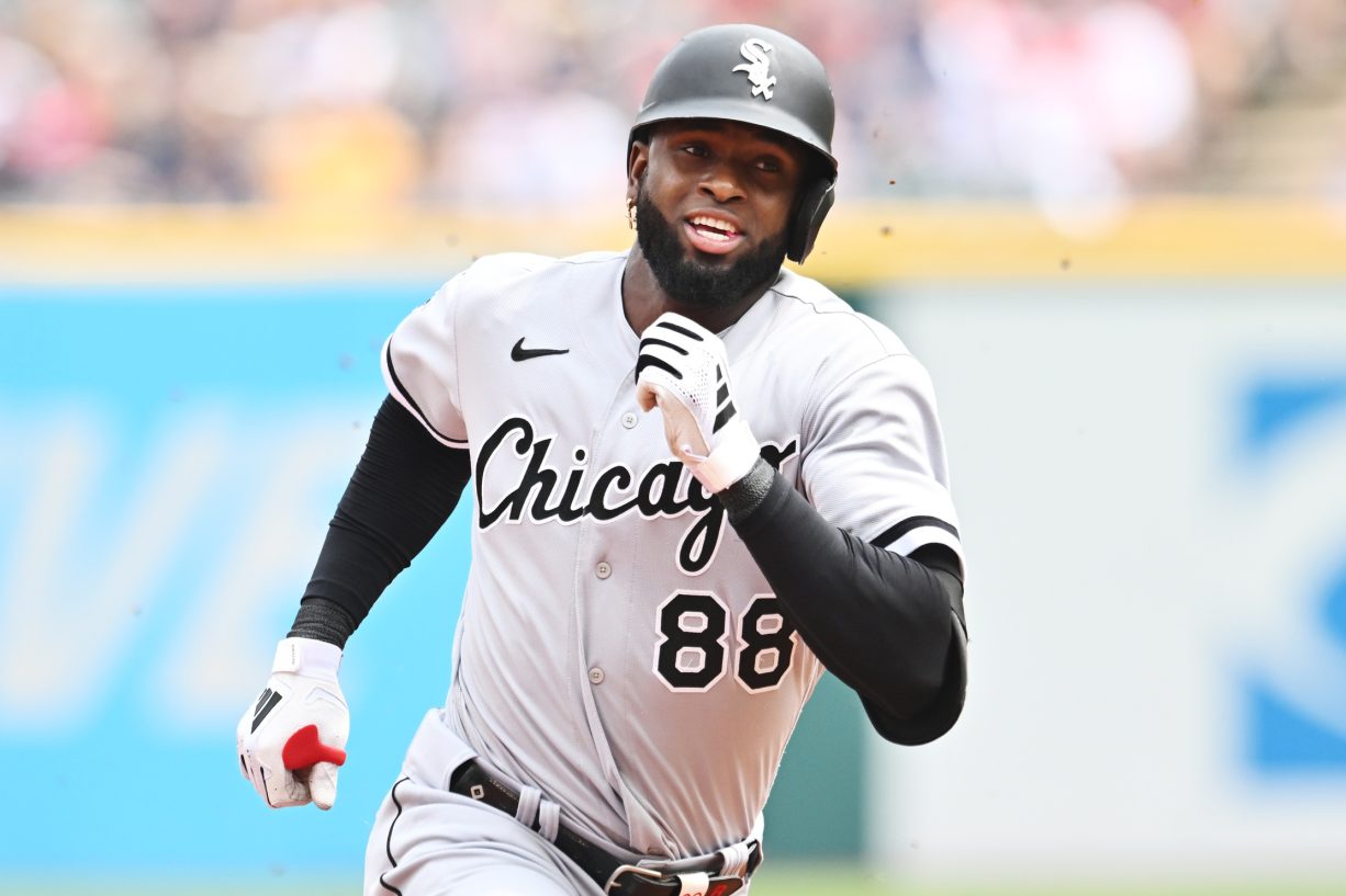 MLB Trade Rumors: Luis Robert Jr. To Pirates? Arenado's Future Uncertain MLB Trade Rumors: Luis Robert Jr. To Pirates? Arenado's Future Uncertain