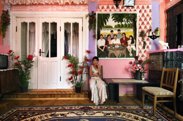MTV Cribs: A Look Inside The Homes Of Wealthy Celebrities MTV Cribs: A Look Inside The Homes Of Wealthy Celebrities