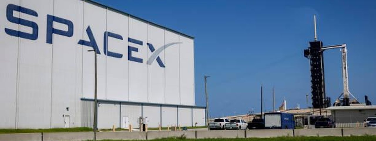 Musk Celebra: Base Da SpaceX Em Cidade Recém-Criada No Texas Musk Celebra: Base Da SpaceX Em Cidade Recém-Criada No Texas
