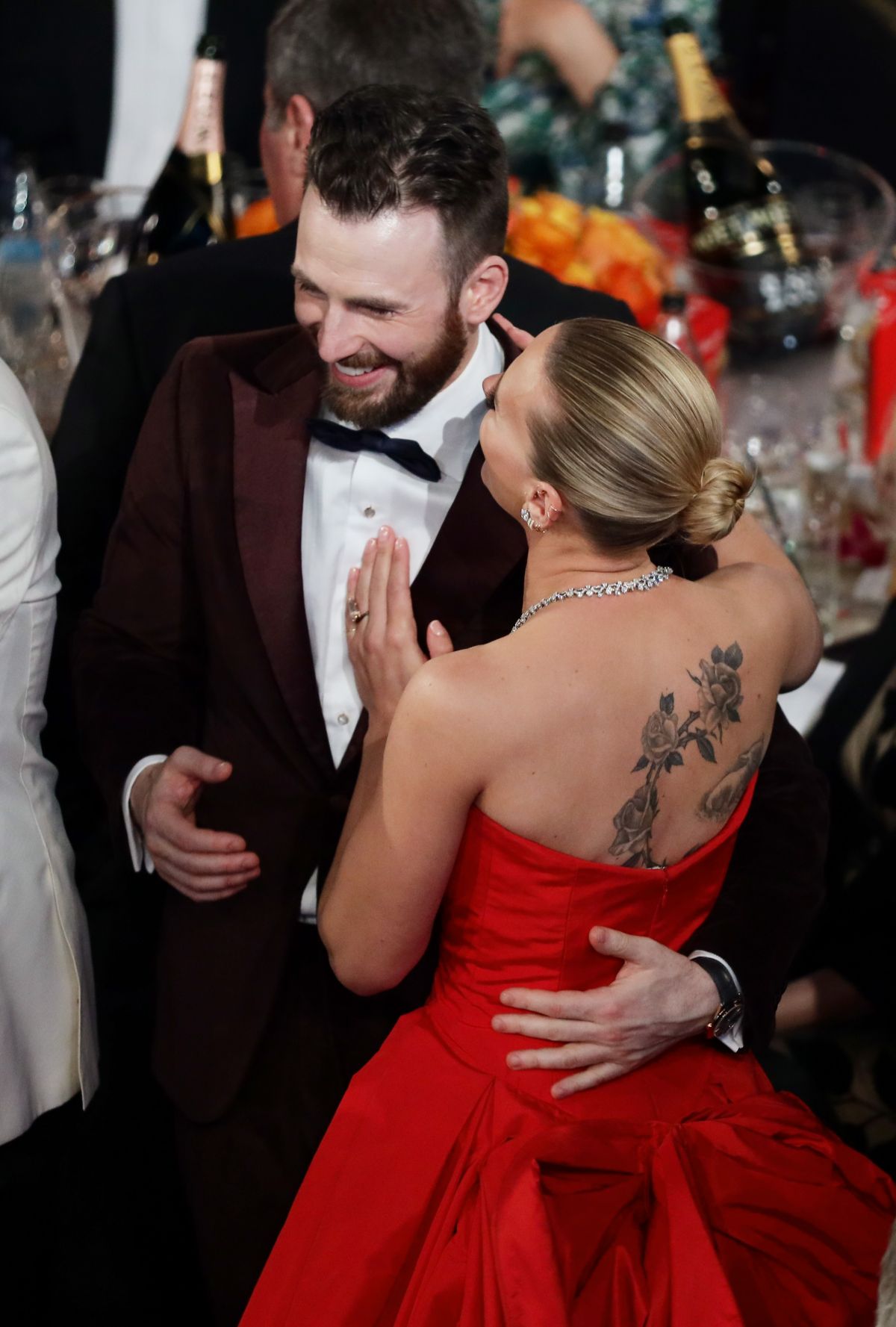 Netflix Adds Undiscovered Scarlett Johansson And Chris Evans Comedy Netflix Adds Undiscovered Scarlett Johansson And Chris Evans Comedy