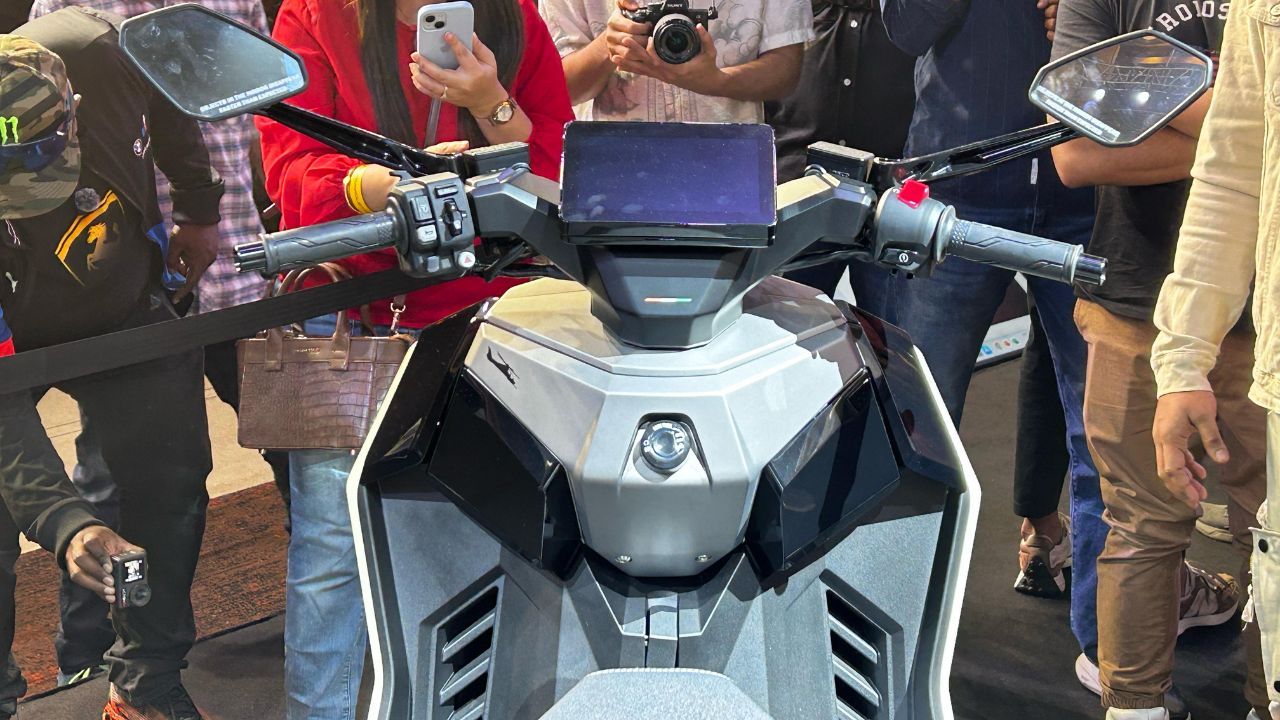 New EV Launch: Ultraviolette Tesseract Electric Scooter Review - Price, Range, And More New EV Launch: Ultraviolette Tesseract Electric Scooter Review - Price, Range, And More
