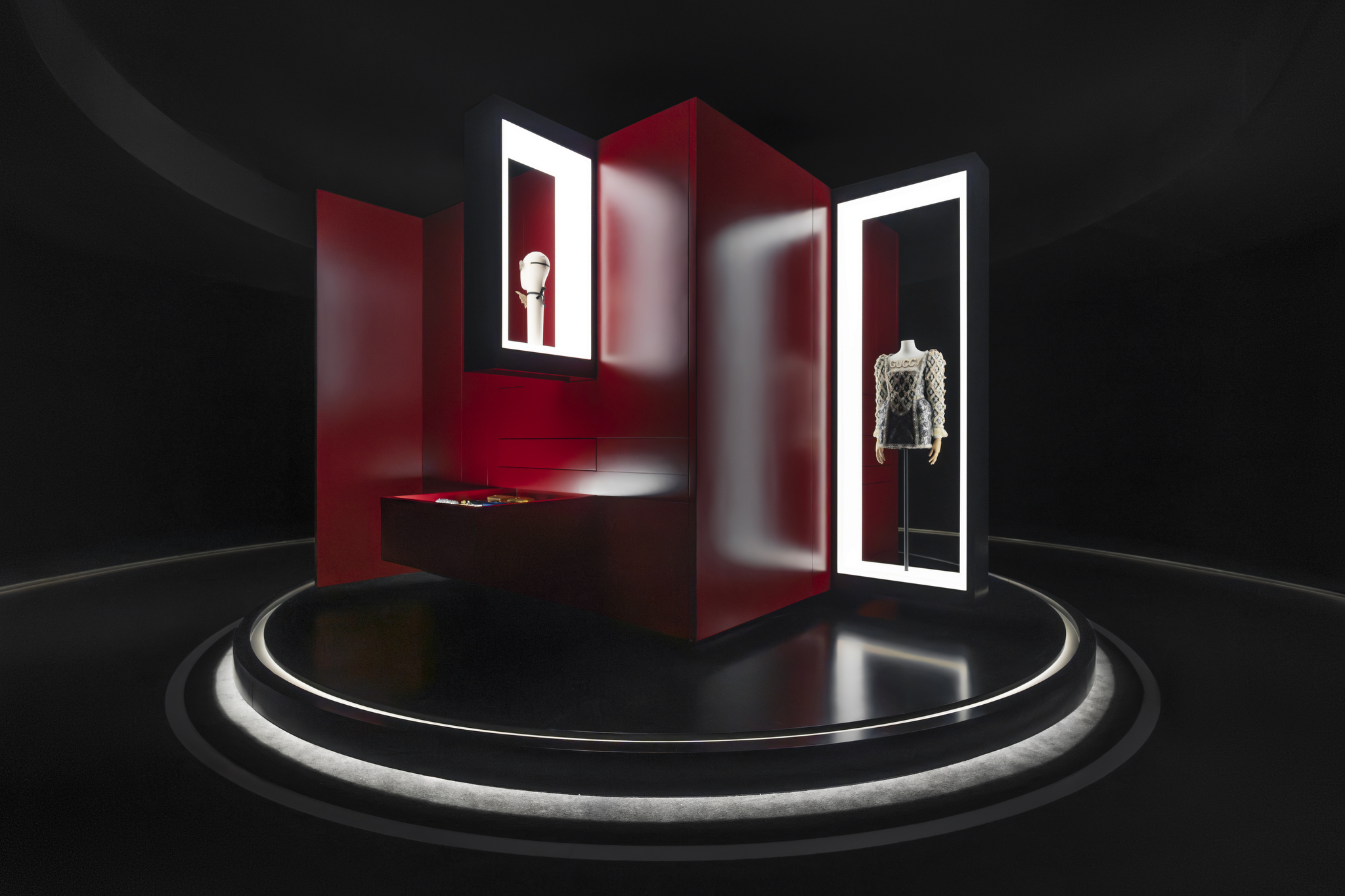 New Gucci Exhibition: Shanghai Showcases House's Heritage New Gucci Exhibition: Shanghai Showcases House's Heritage