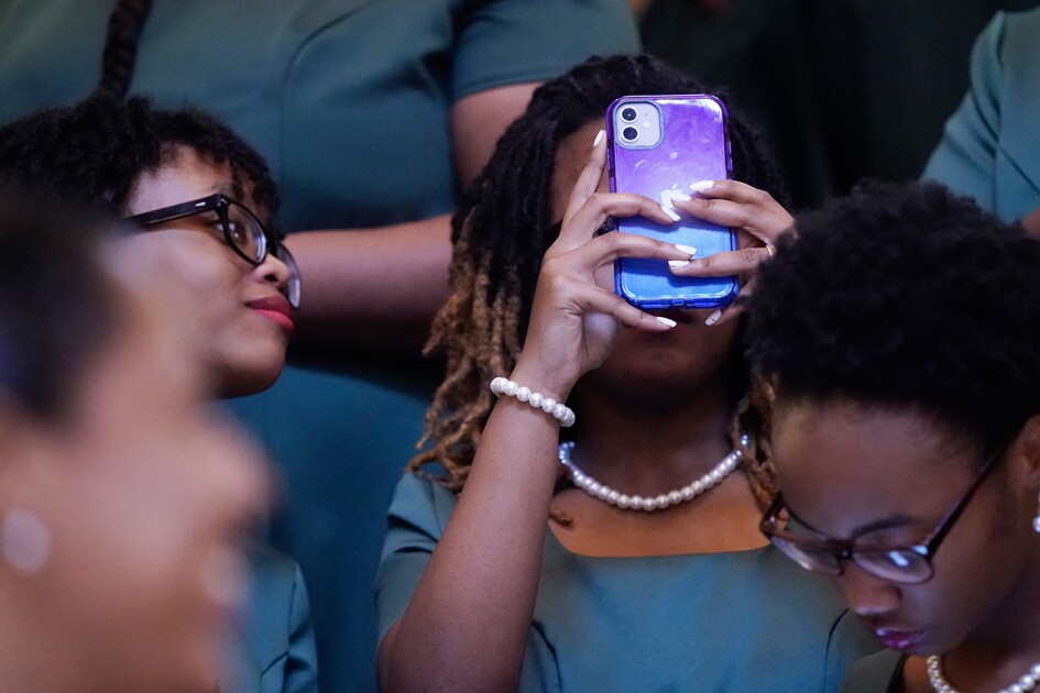 New Iowa Legislation Limits Cell Phone Use For Students New Iowa Legislation Limits Cell Phone Use For Students