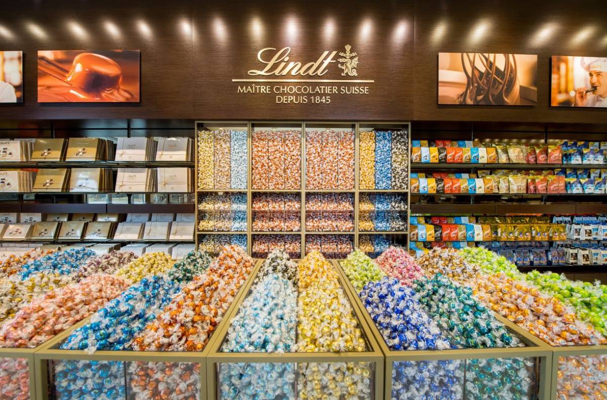 New Lindt Chocolate Shop Opens In The Heart Of London New Lindt Chocolate Shop Opens In The Heart Of London