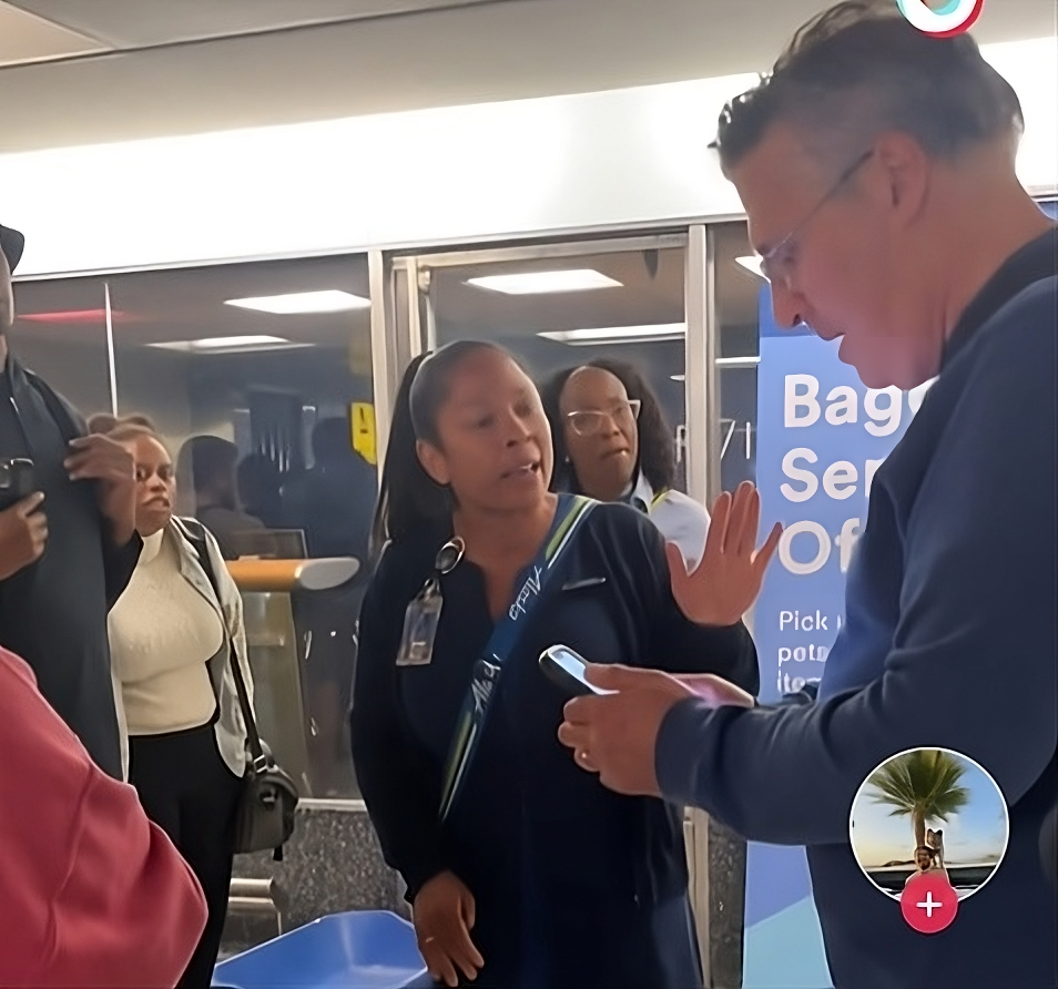 Newark Airport Chaos: United Airlines Flights Cancelled Following FAA Staff Absence Newark Airport Chaos: United Airlines Flights Cancelled Following FAA Staff Absence