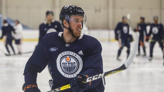 NHL's Hart Trophy Finalists: Draisaitl, Hellebuyck, And Kucherov In The Running NHL's Hart Trophy Finalists: Draisaitl, Hellebuyck, And Kucherov In The Running