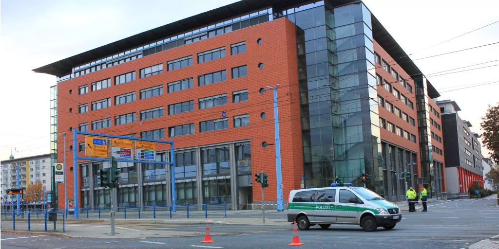 Niedersachsen & Bremen: Entwarnung Nach Bombendrohung An Braunschweiger Grundschule Niedersachsen & Bremen: Entwarnung Nach Bombendrohung An Braunschweiger Grundschule