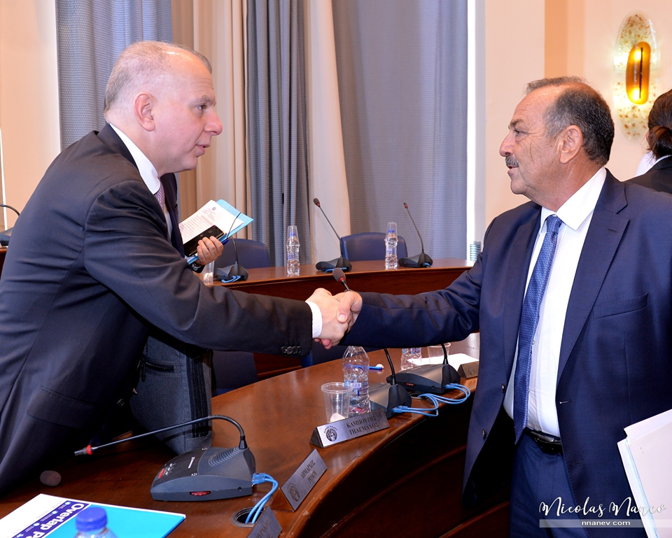 Ντόναλντ Τραμπ: Ευχές Για Γρήγορη Ανάρρωση Του Τζο Μπάιντεν Ντόναλντ Τραμπ: Ευχές Για Γρήγορη Ανάρρωση Του Τζο Μπάιντεν